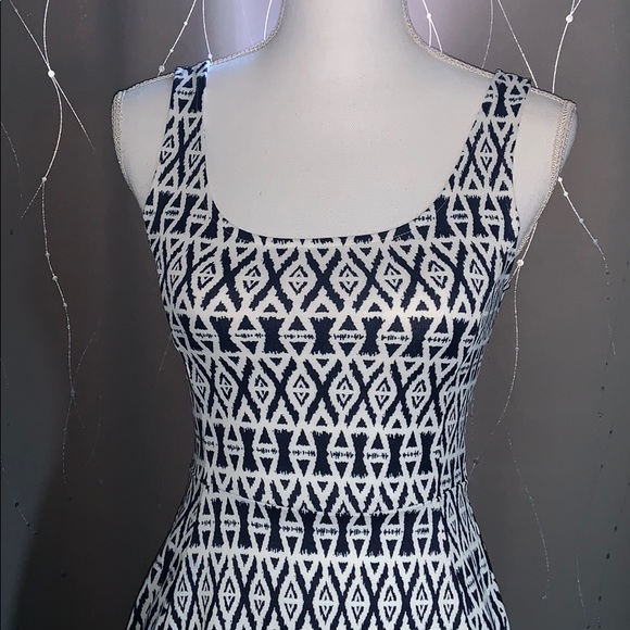 👙Divided Women’s Aztec Patterned Mini Dress - Picture 2 of 4